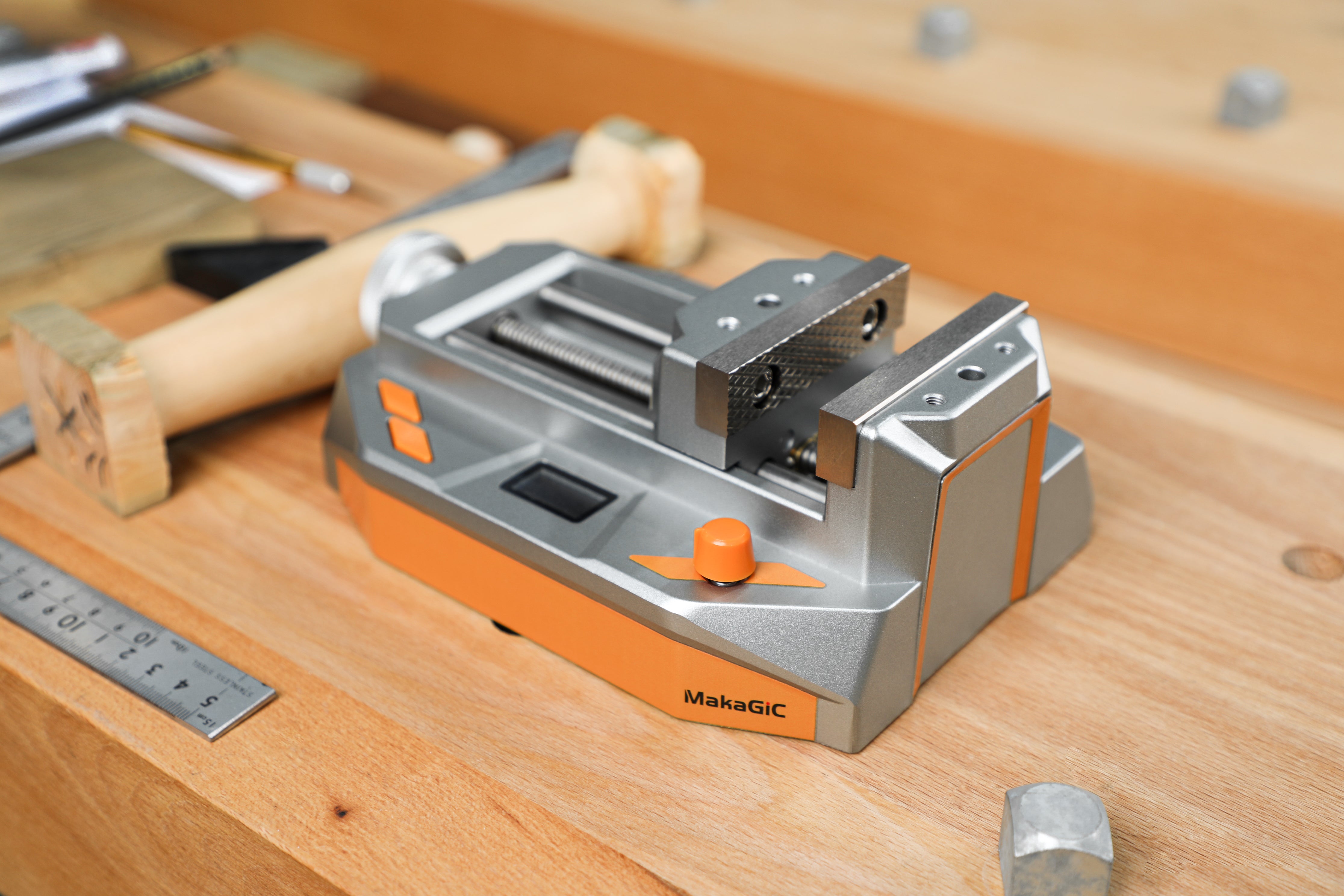 Makagic VS01 Electric Clamping Vise with Smart Vise technology, offering secure clamping and long-lasting battery for accurate DIY and professional projects.