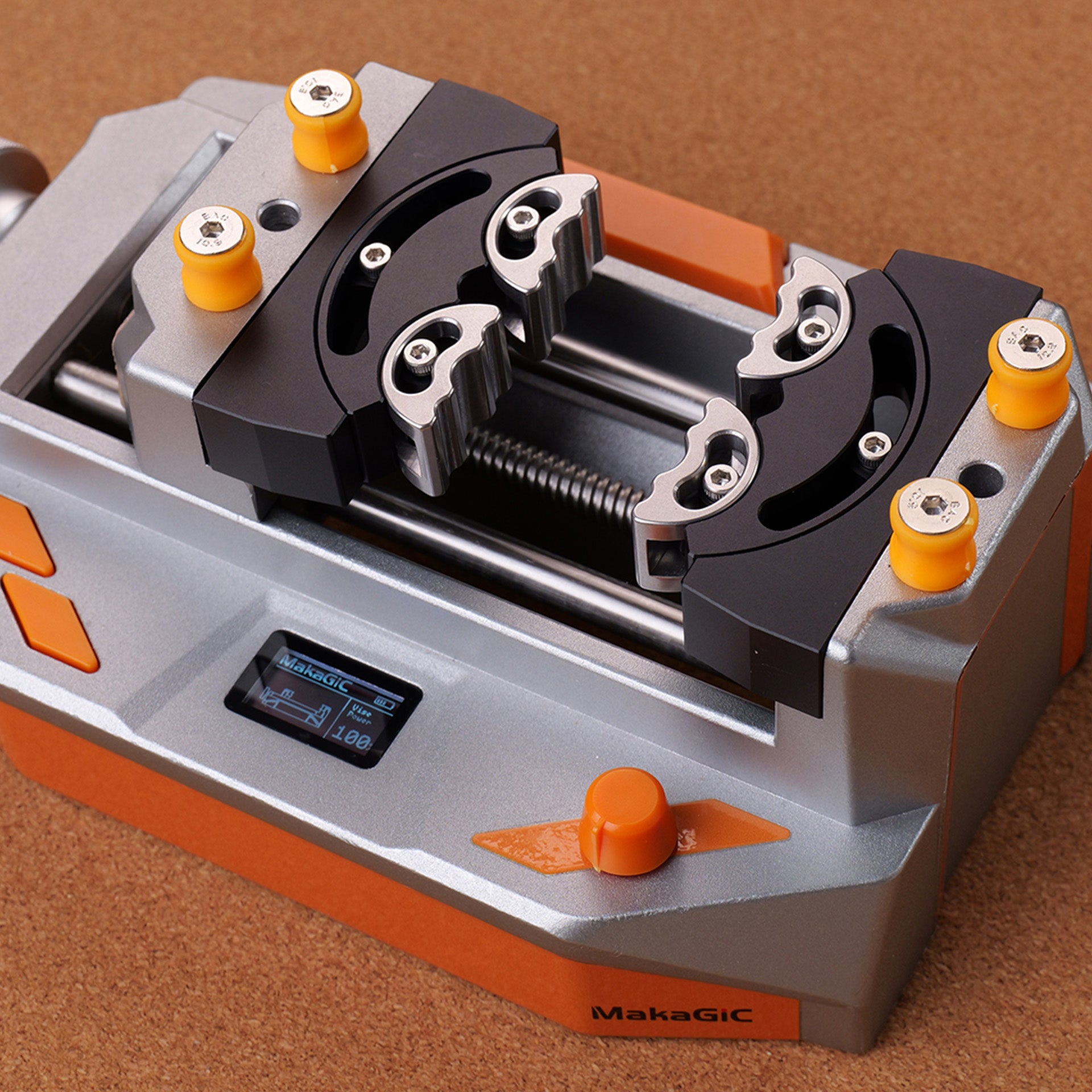 fractal jaws and smart vise for clamping by makagic